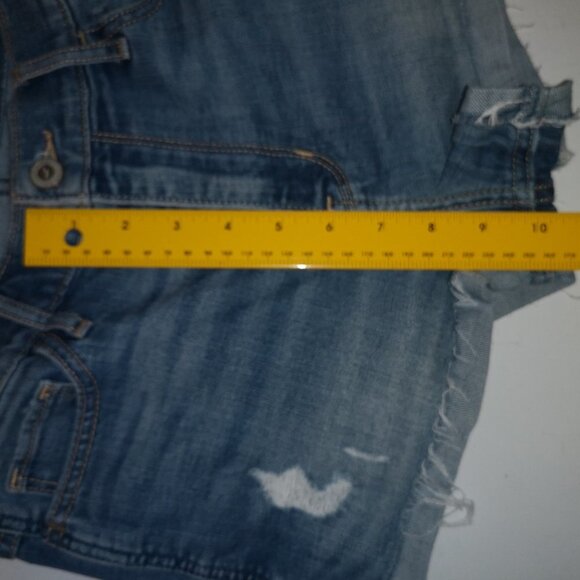 Hollister High Rise Short Ladies Distressed Jean Shorts - Picture 6 of 13